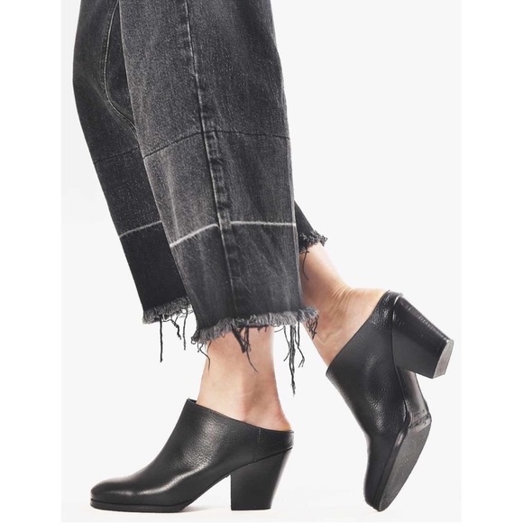 Rachel Comey Shoes - Rachel Comey Mars Mules Black Pebbled Leather Heels US 7